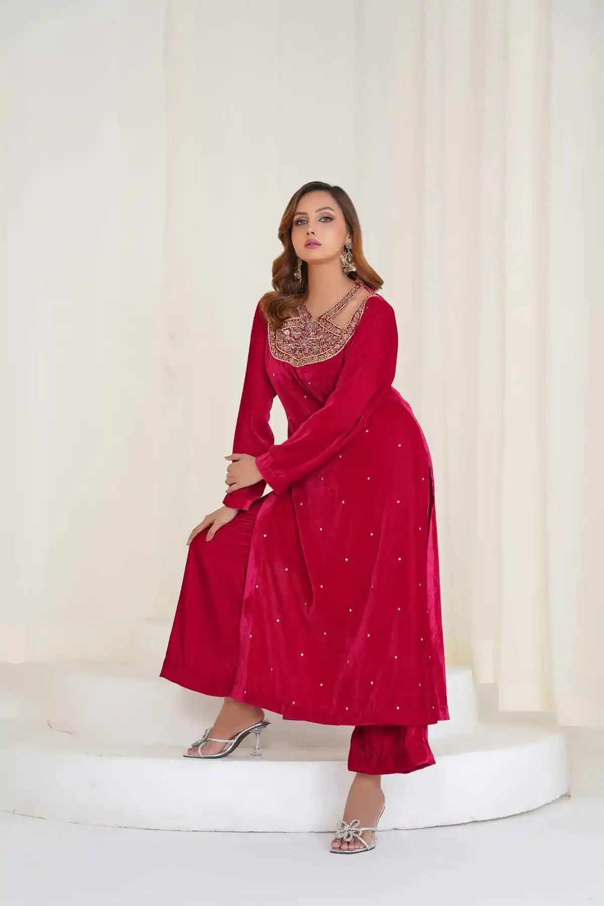MANAAL ARFEEN