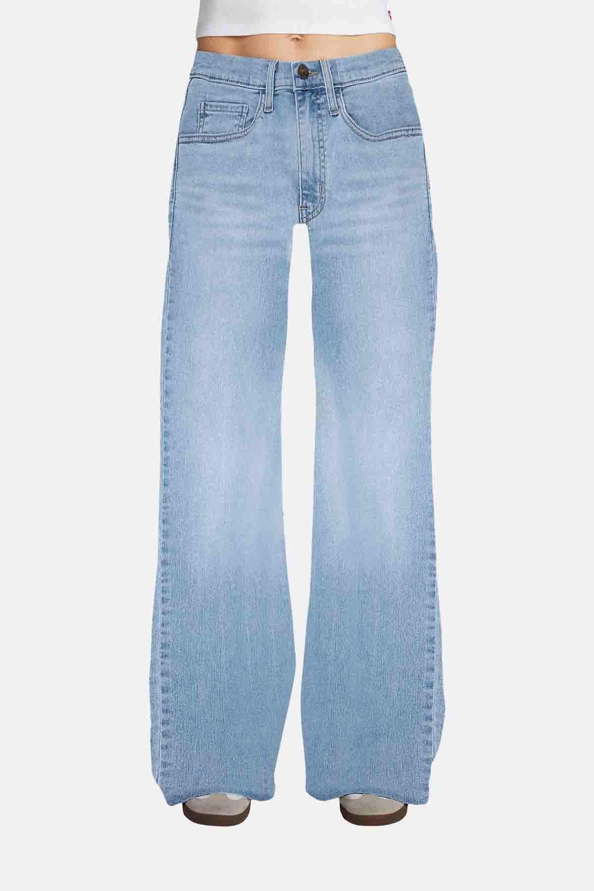Levi's