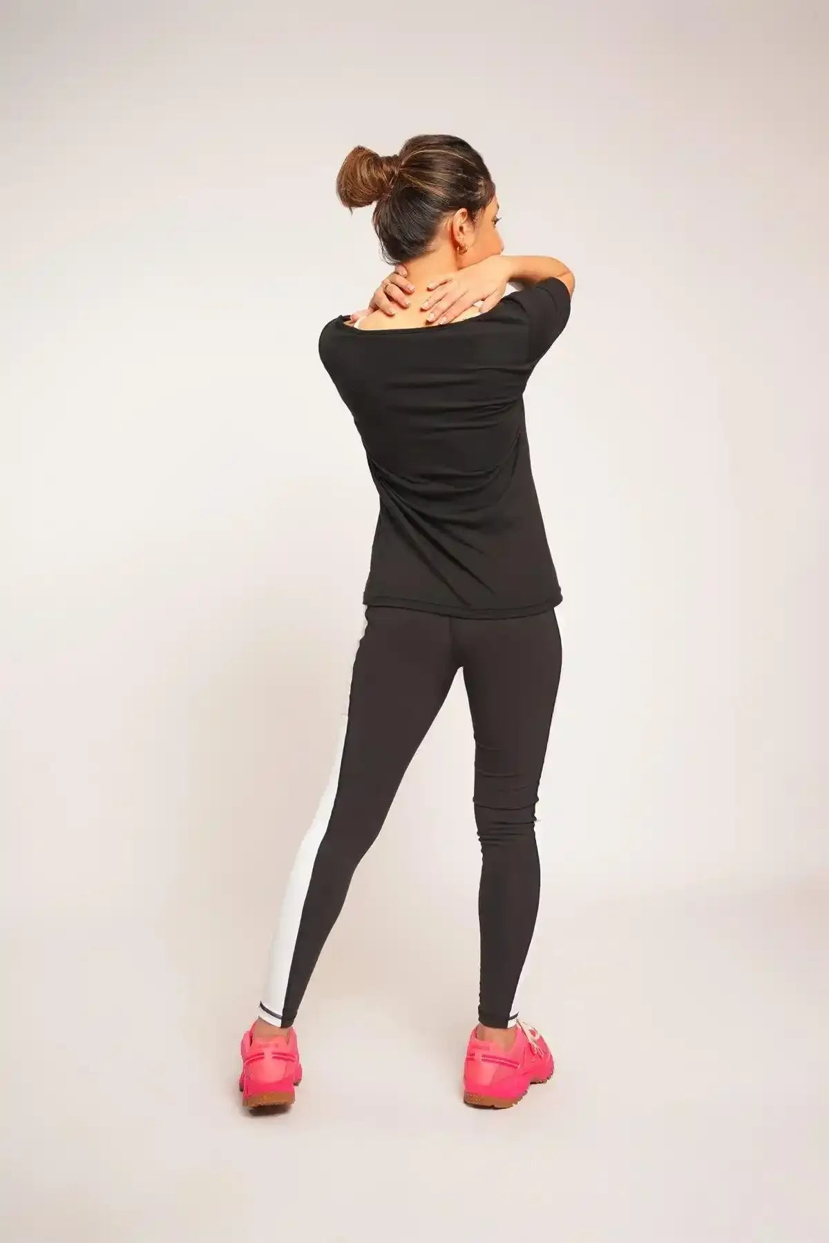 LIVING FIT APPAREL - AK Galleria