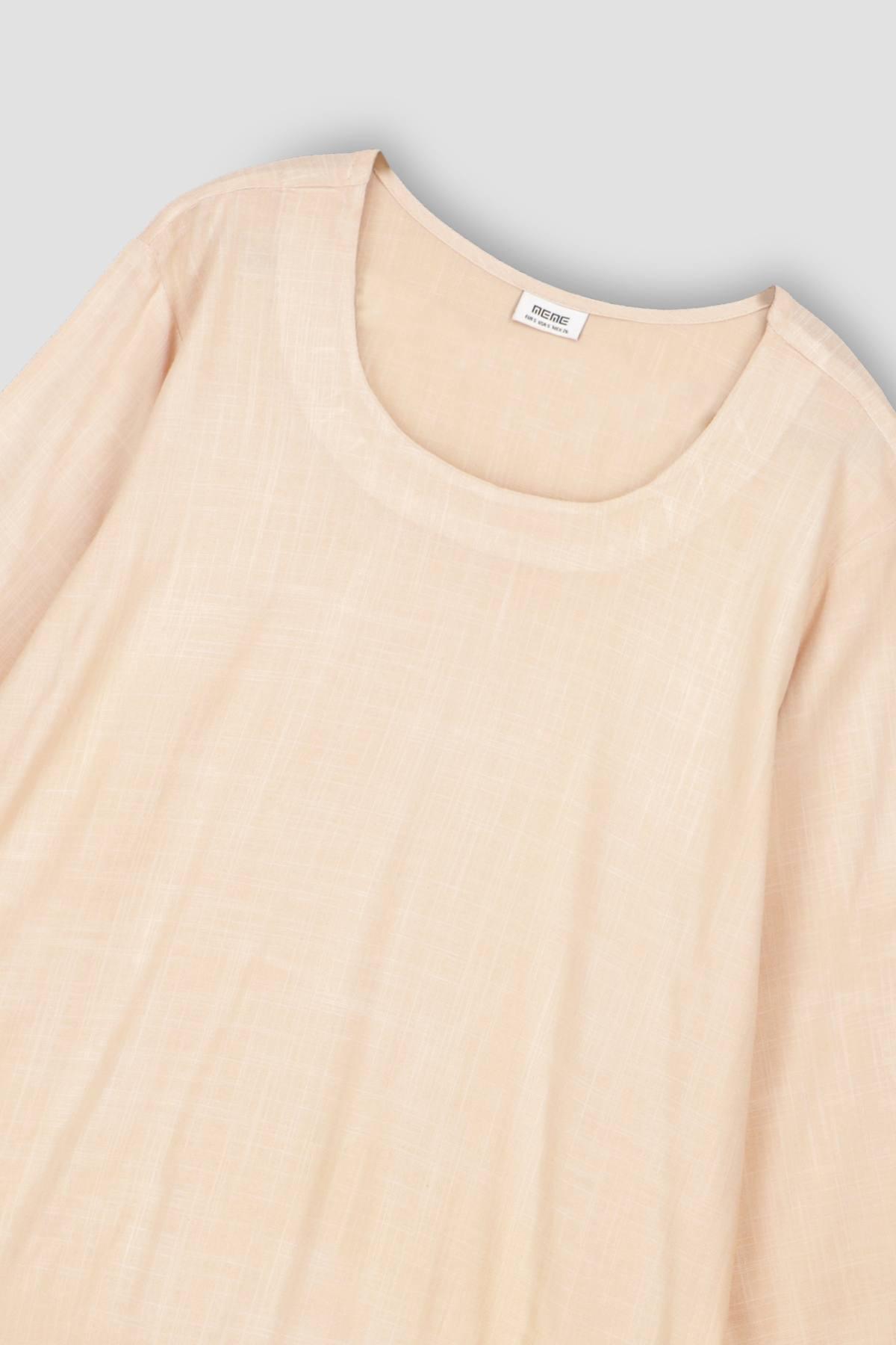 Solid Laces Top