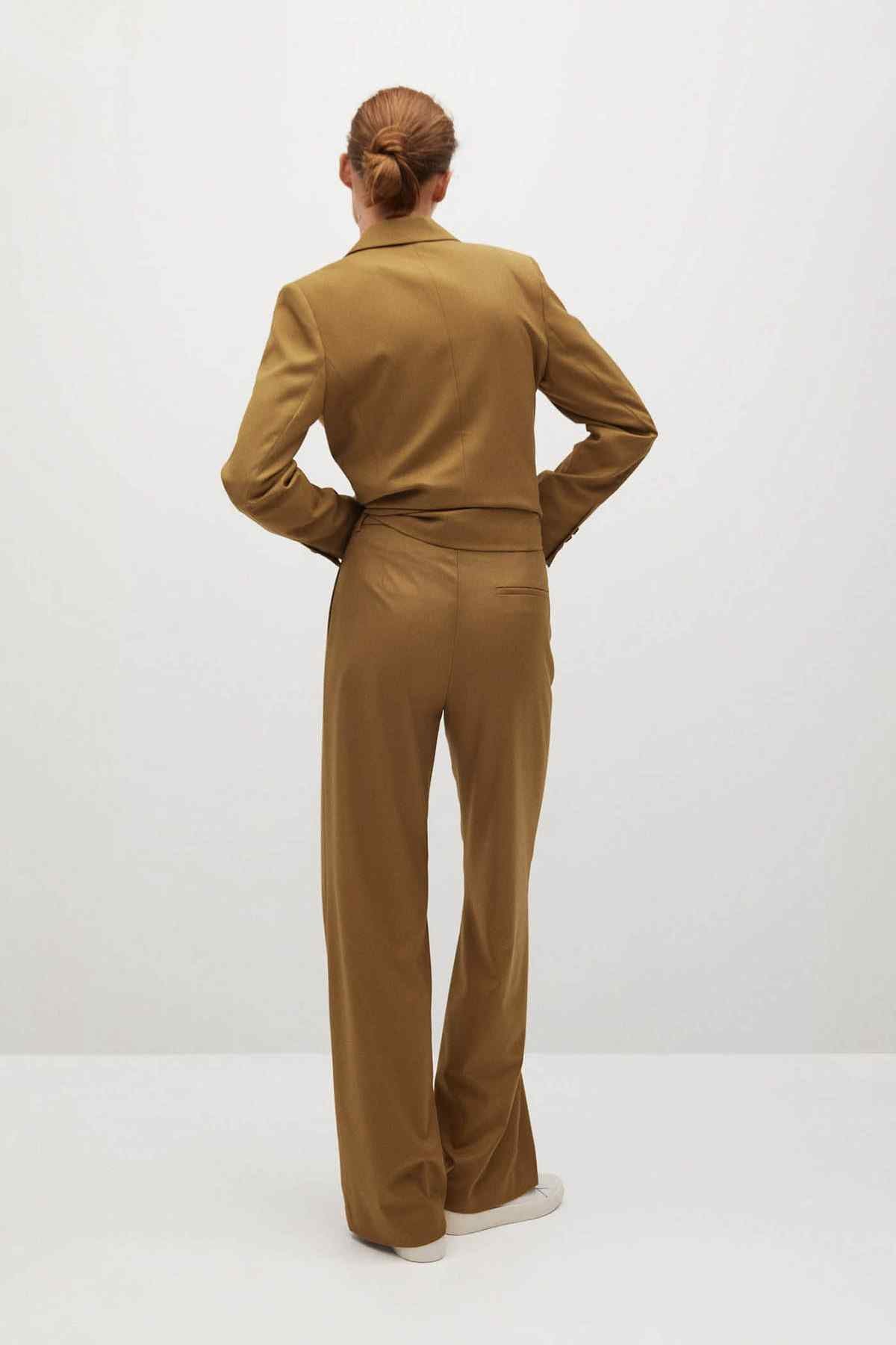 Women's brown blazer and matching wide-leg trousers, back view