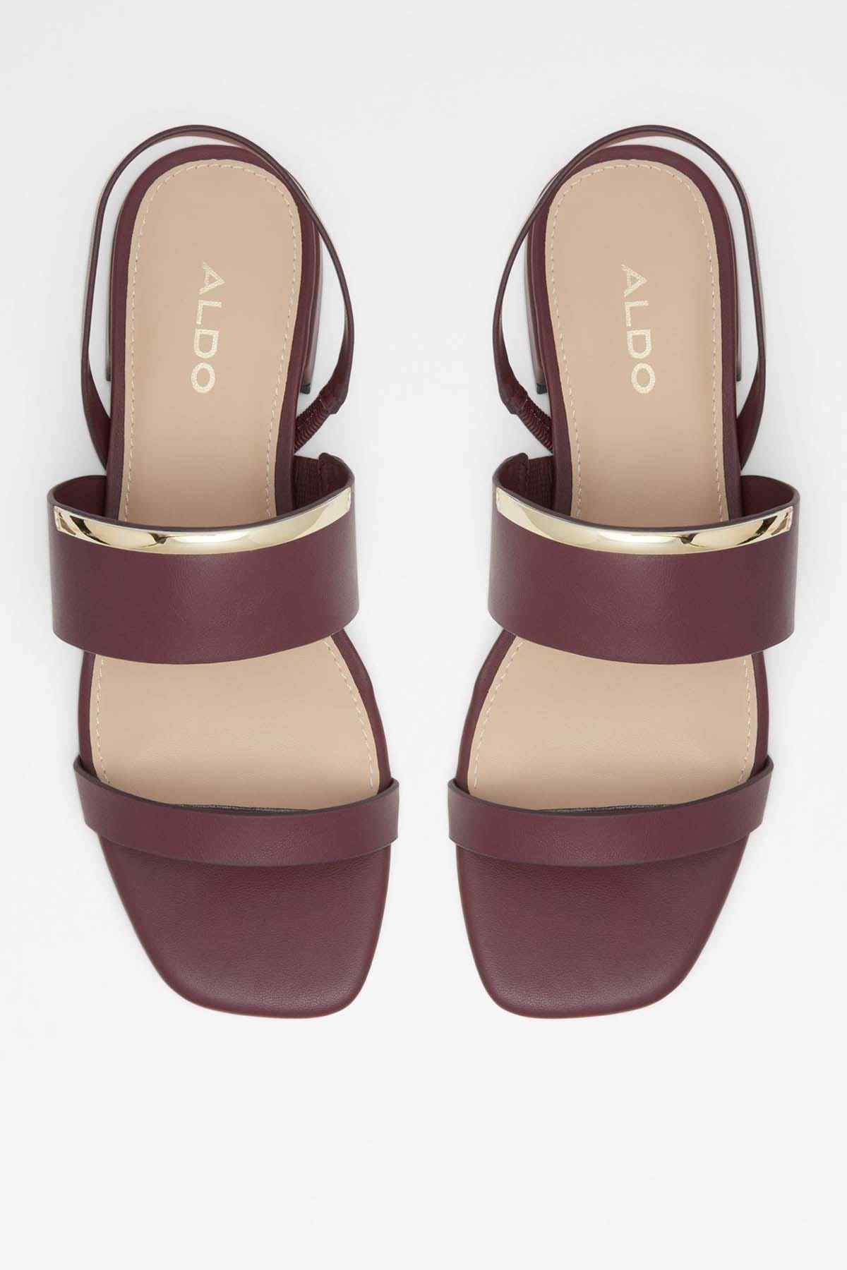 Burgundy and beige slide sandals with logo on footbed