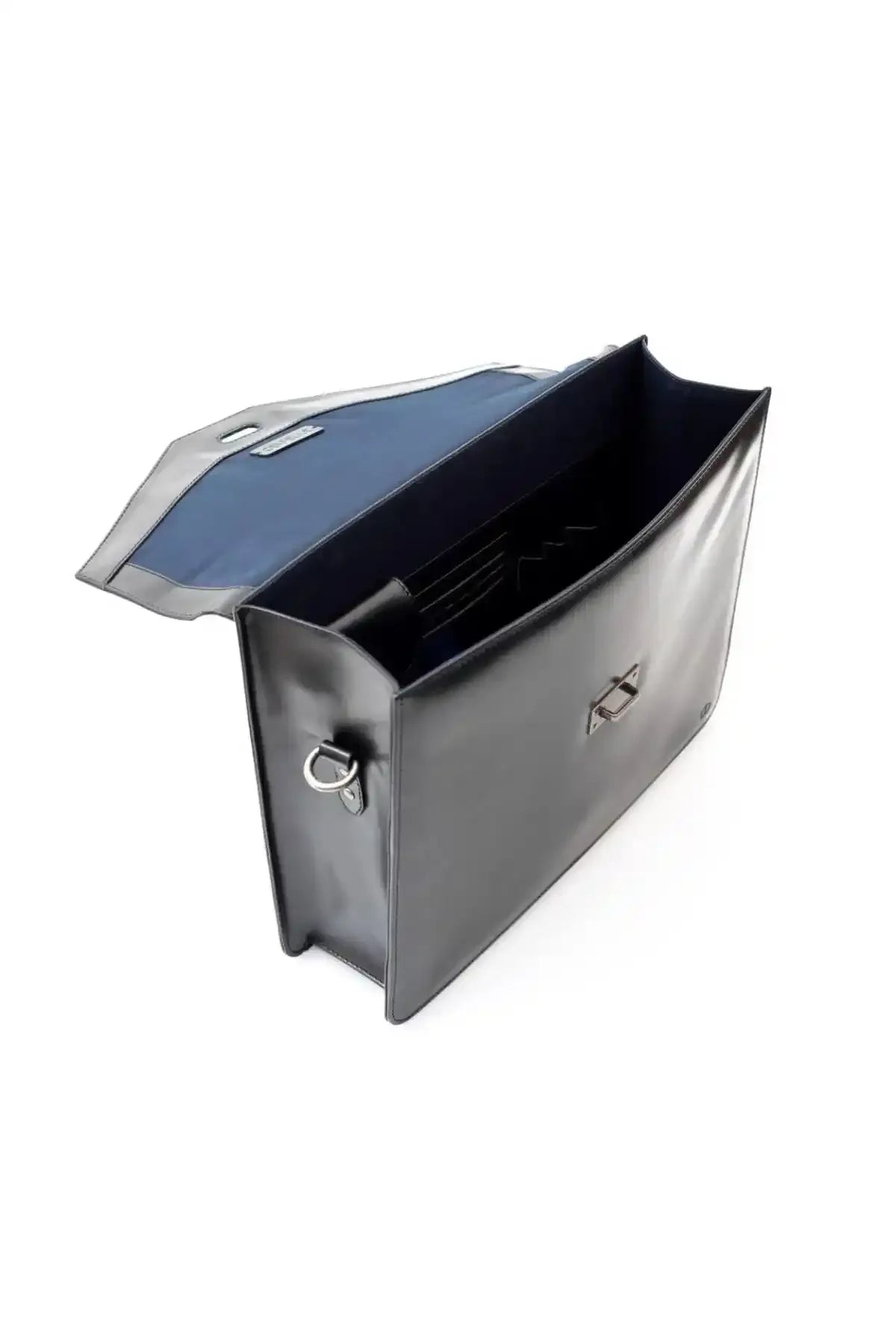 Obi Pelle - AK Galleria