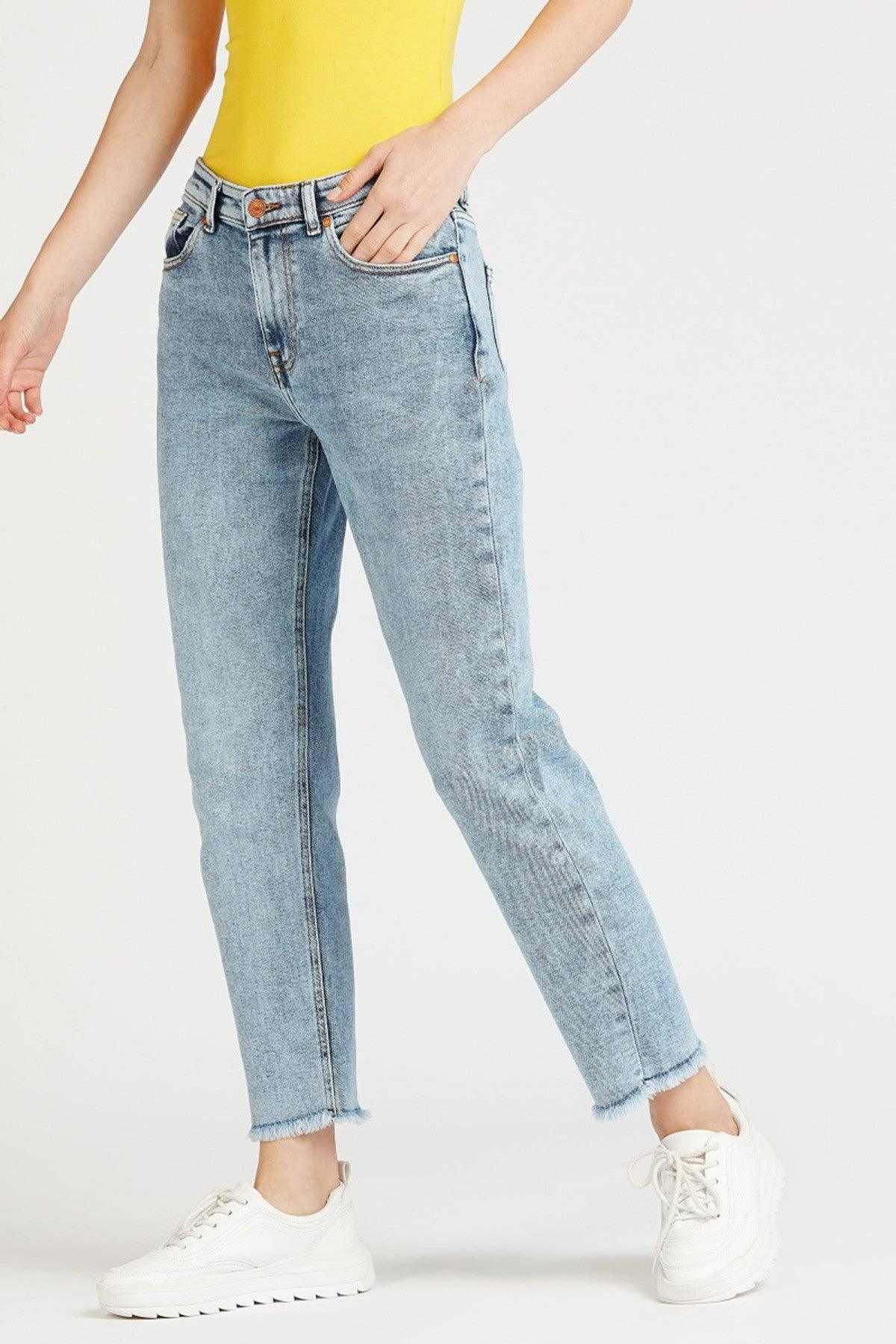 Splash - AK Galleria