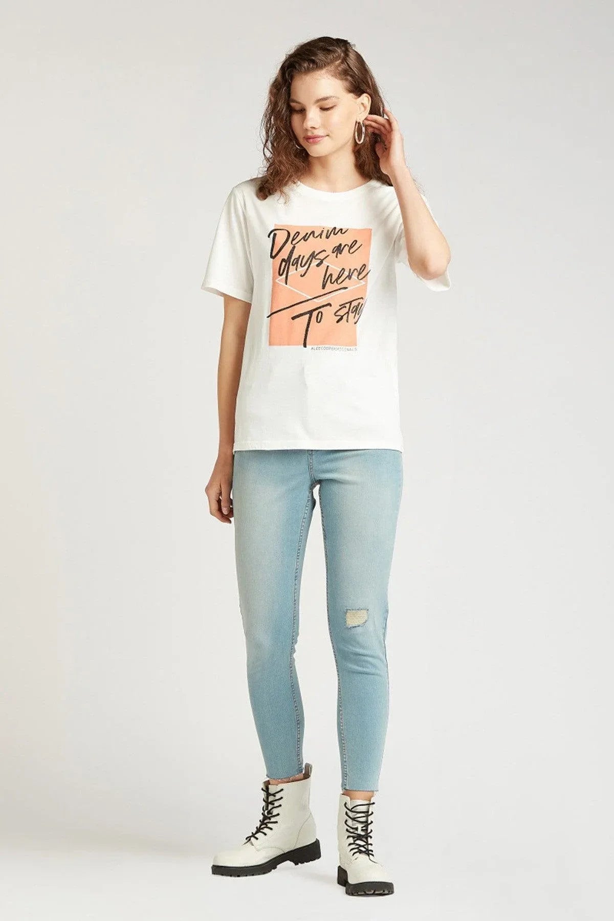 Splash - AK Galleria