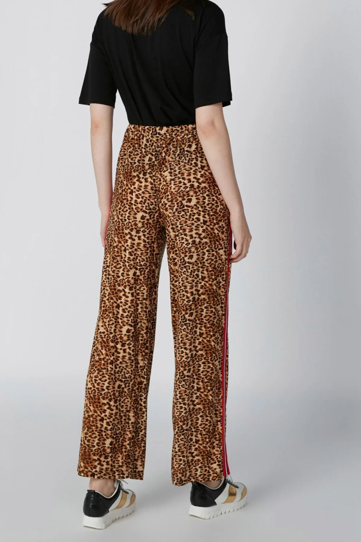 Splash - AK Galleria