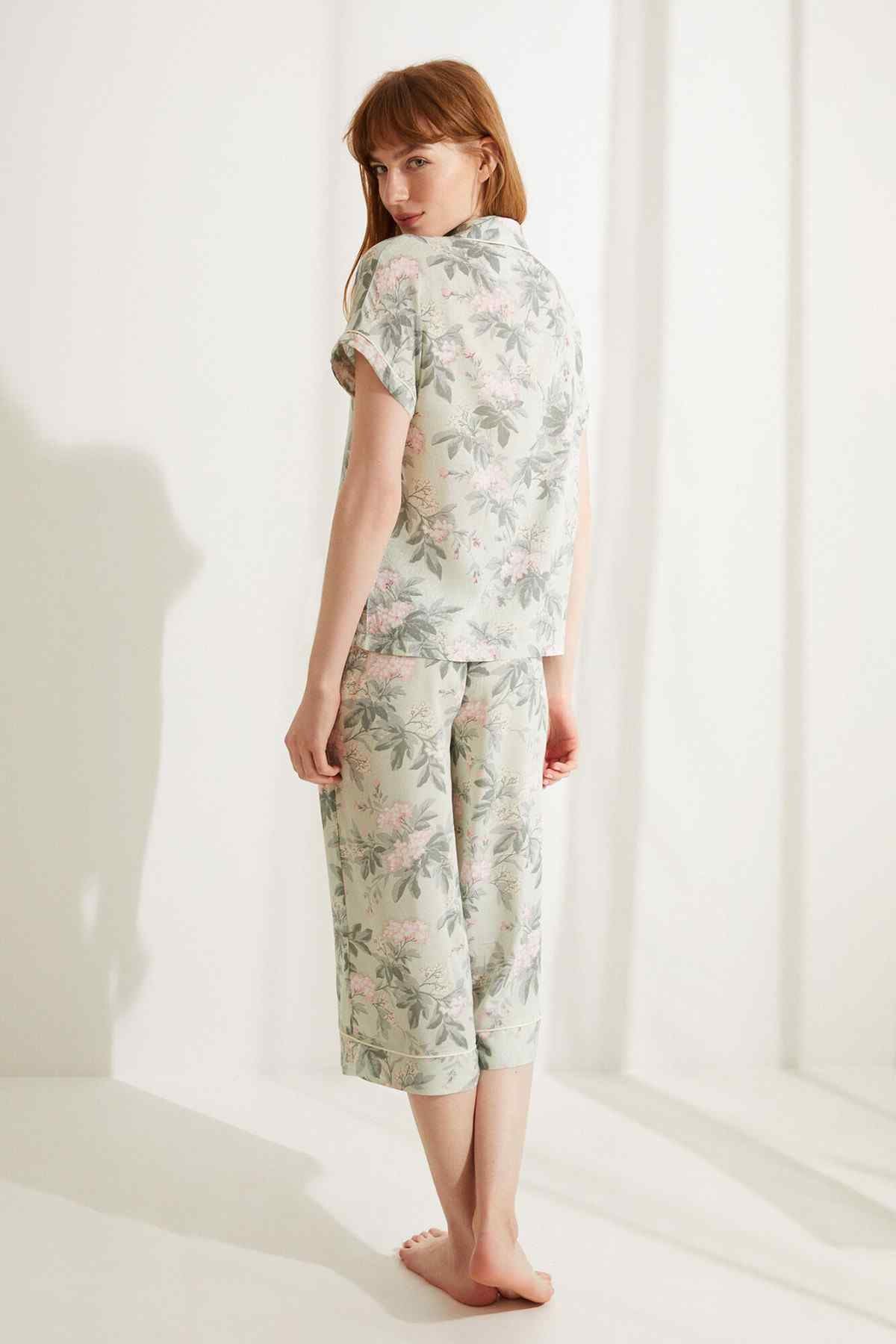Botanical print pajama set, short-sleeve top with matching knee-length shorts