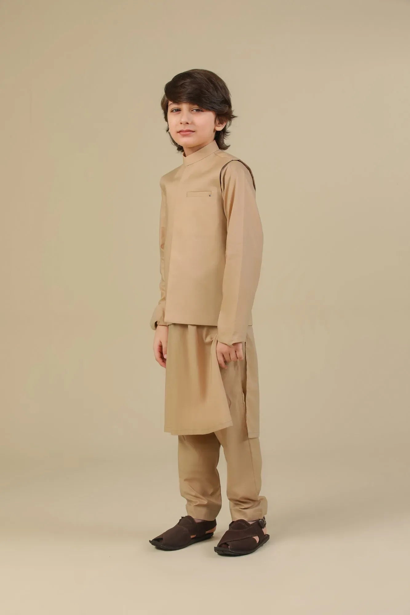 MURAQSH - AK Galleria