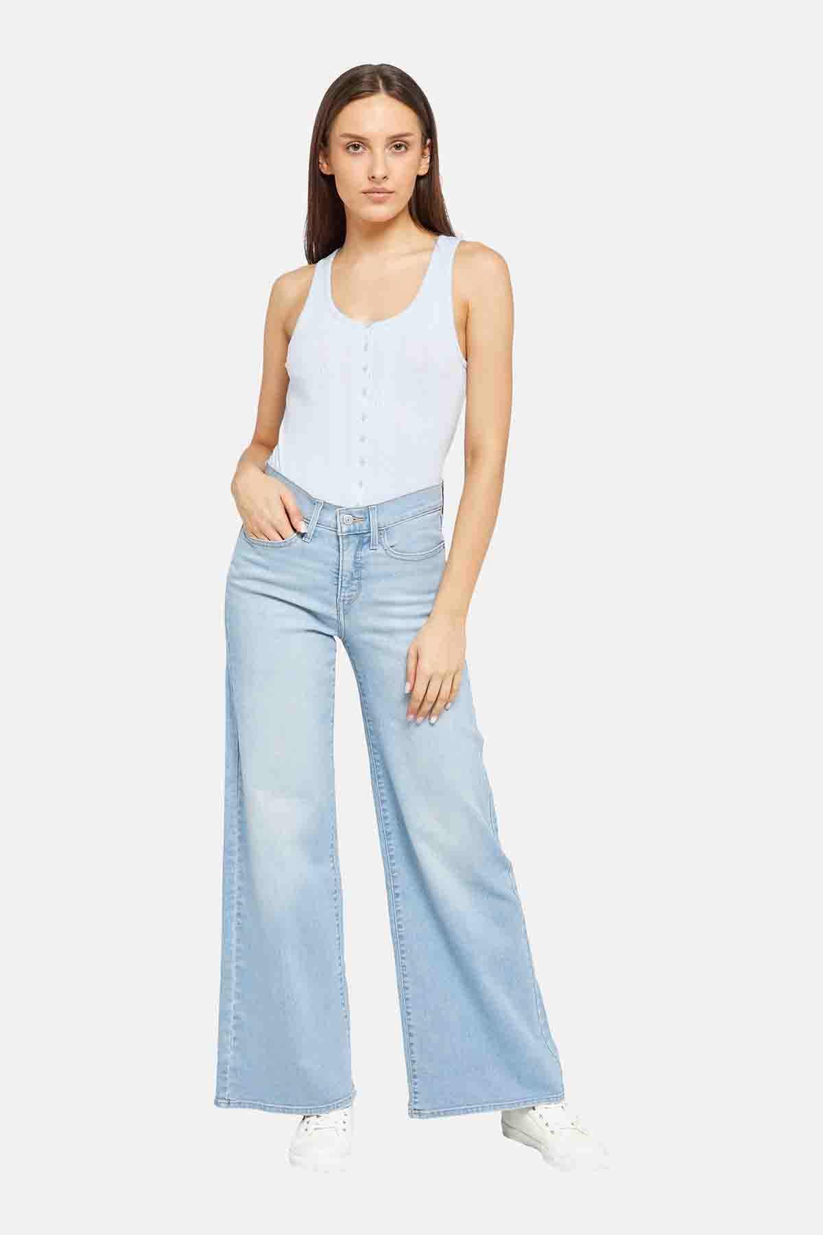 Levi's