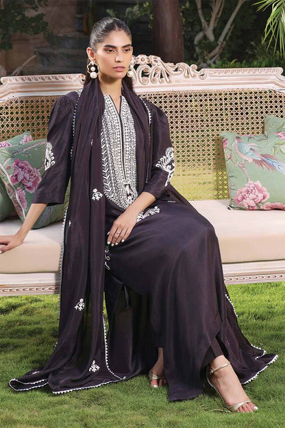 Nimra Kashif - AK Galleria