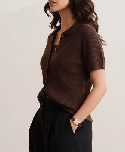 Brown ribbed knit polo shirt with collar and short sleeves, button-front