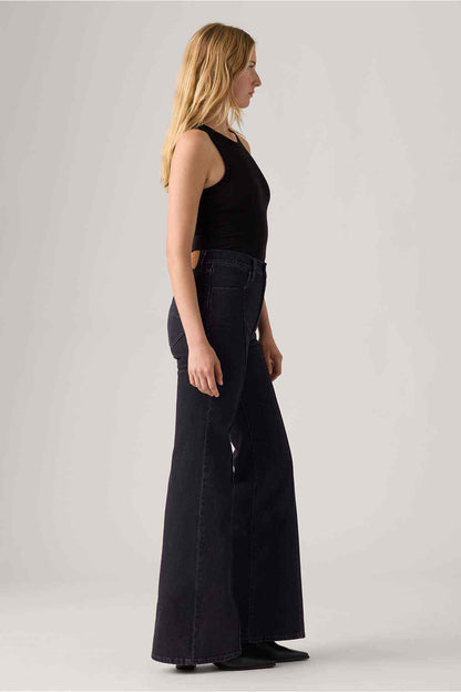 Women's black wide-leg jeans with visible side seam, belt loops and front zip fly