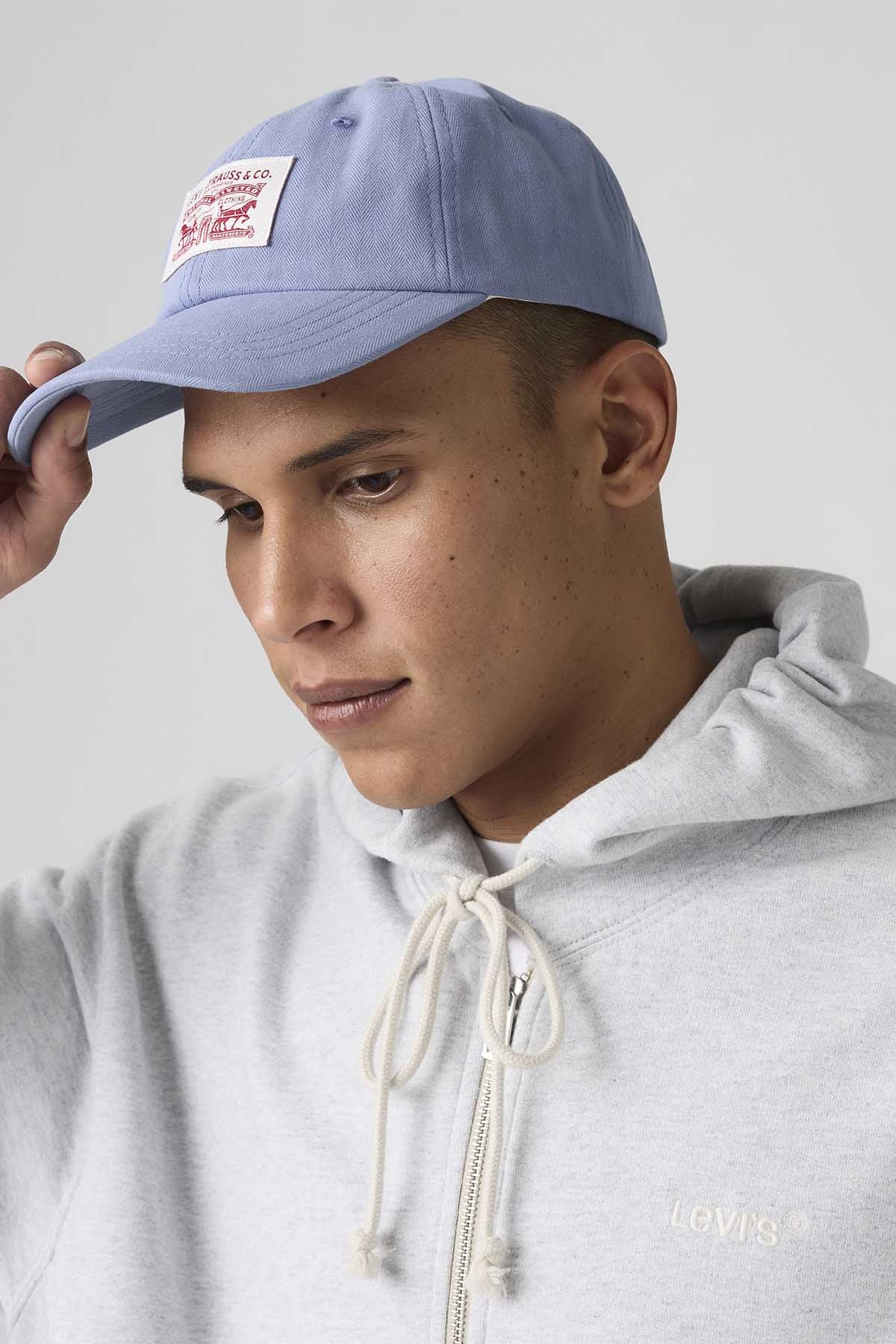 Levi's