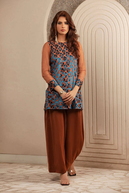 Velour long-sleeve tunic in blue and orange with rose-gold sleeves and round neckline