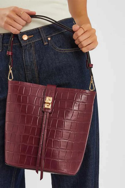 Accessorize - AK Galleria