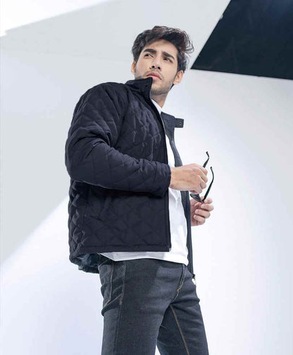 Fitted quilted hooded jacket with zipper, chest pocket opening at front
