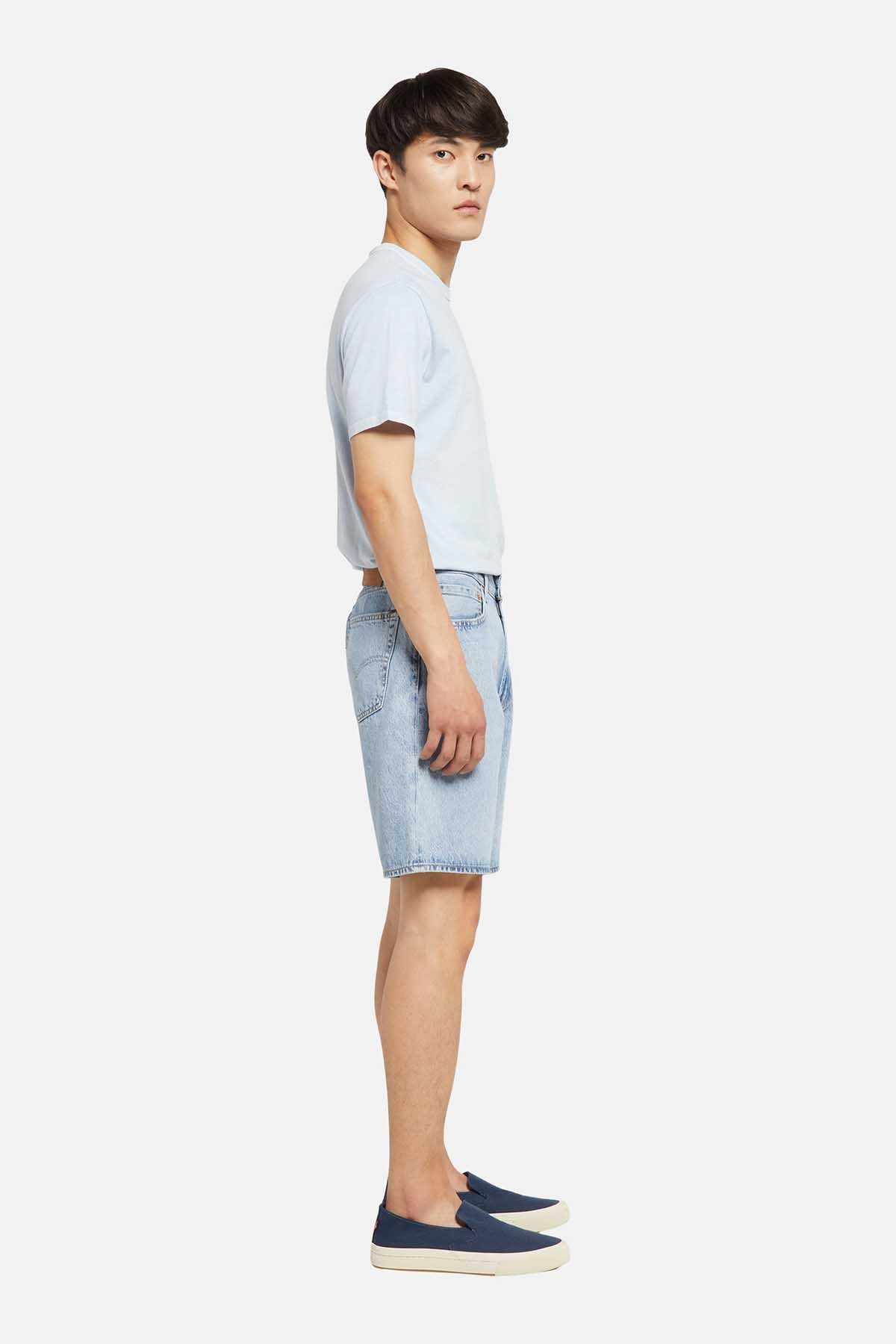 Levi's