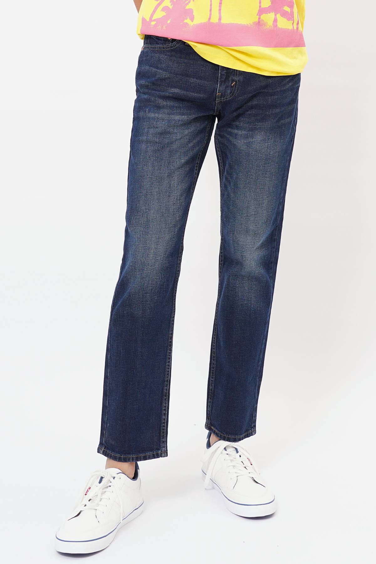 Levi's