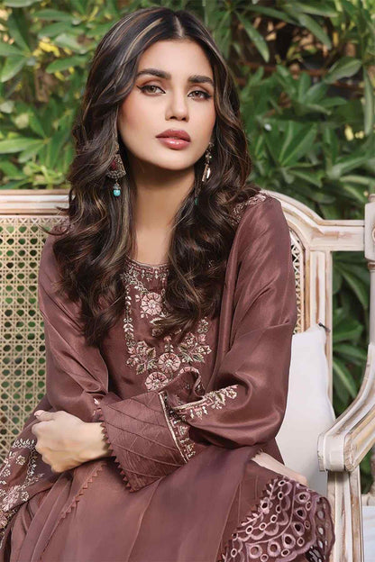 Nimra Kashif - AK Galleria