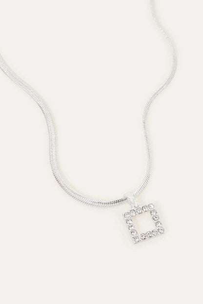 Silver mesh chain necklace with square rhinestone pendant detail