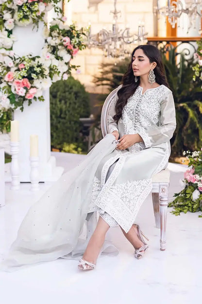 Nimra Kashif - AK Galleria