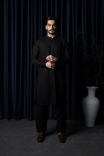 Mazham men’s black kurta and shalwar set, long sleeves, button-front