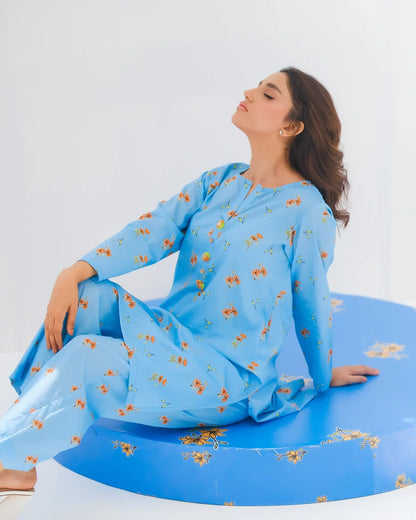 Women's light blue floral printed kurta and pants set, loose fit and scoop neckline