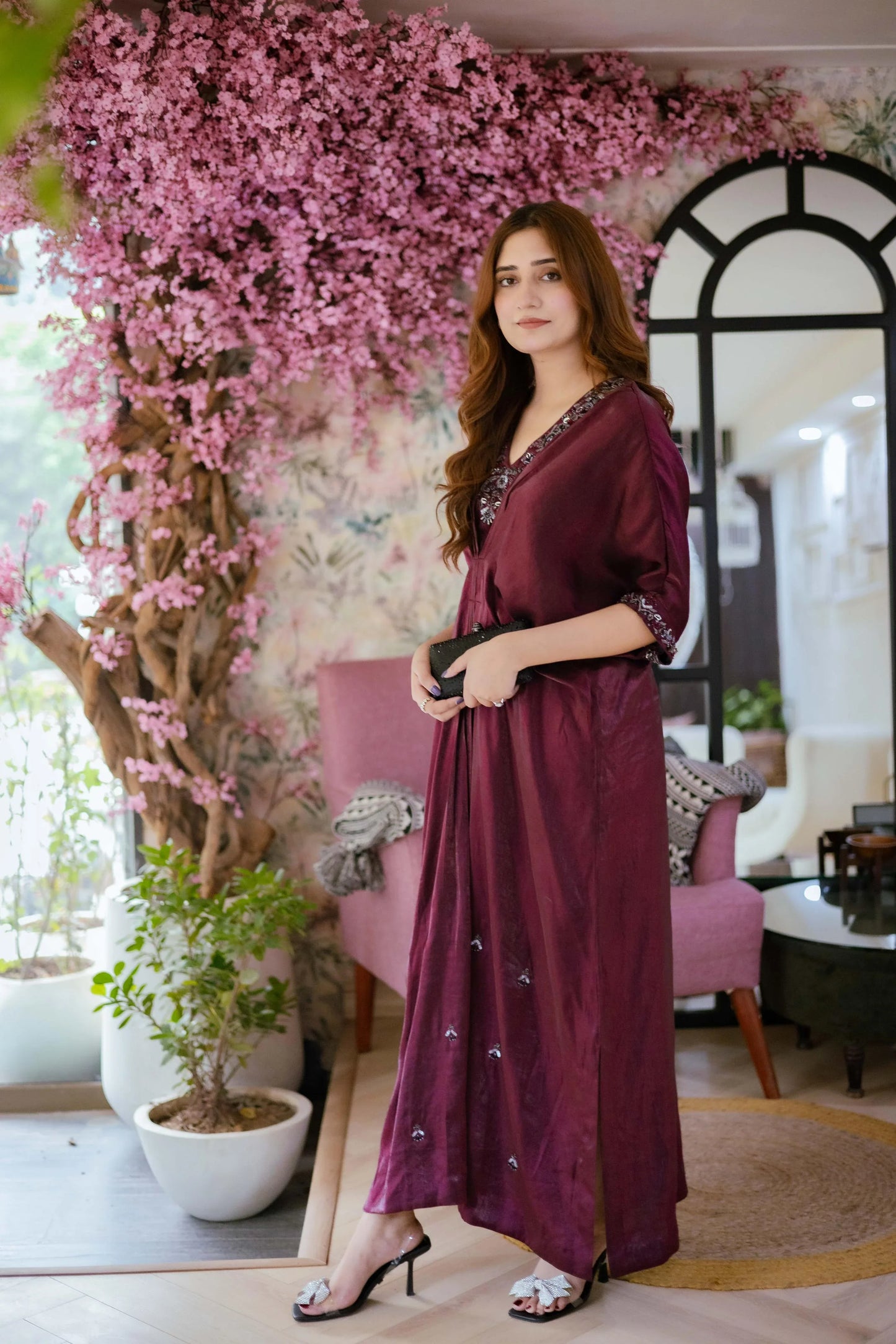 Velour - AK Galleria