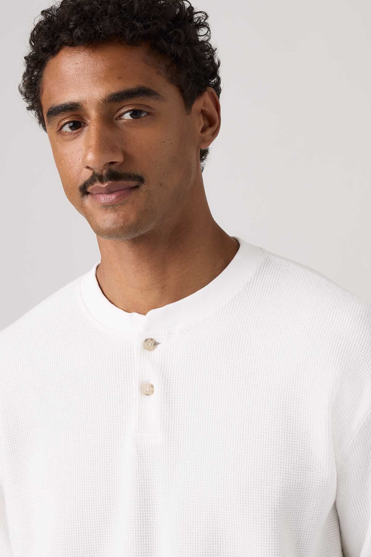 Levi's