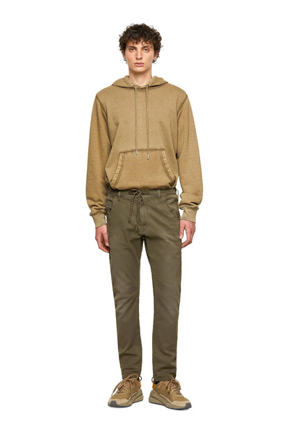 Men's olive green drawstring pants with tapered fit and elastic cuffs
