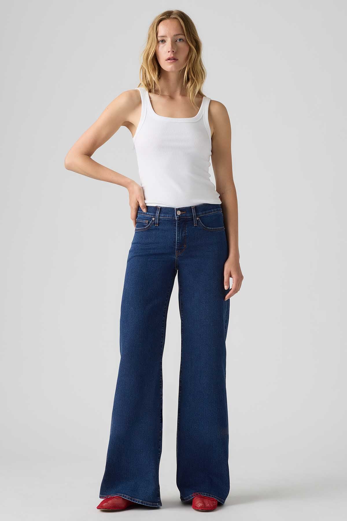 Levi's