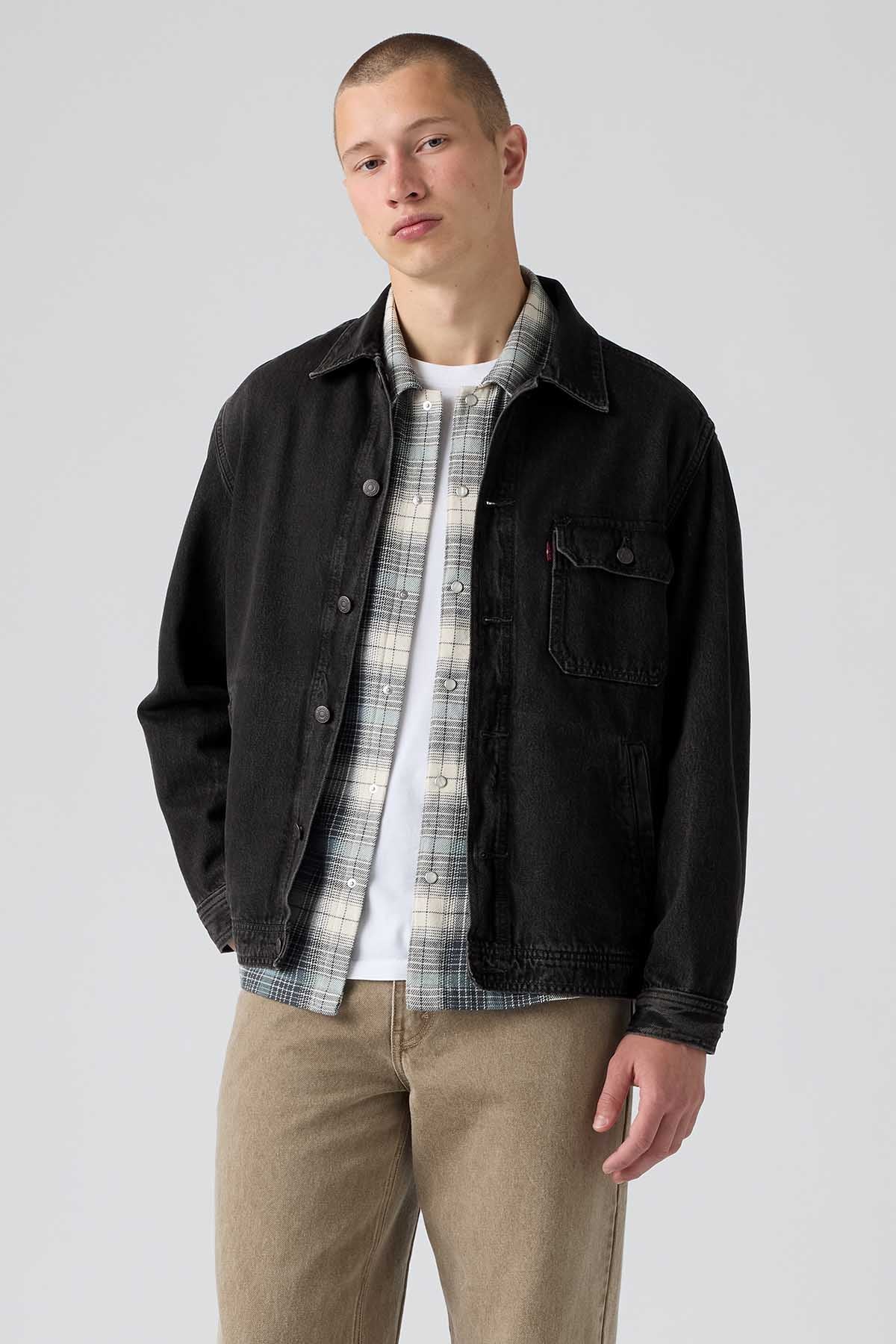 Levi's