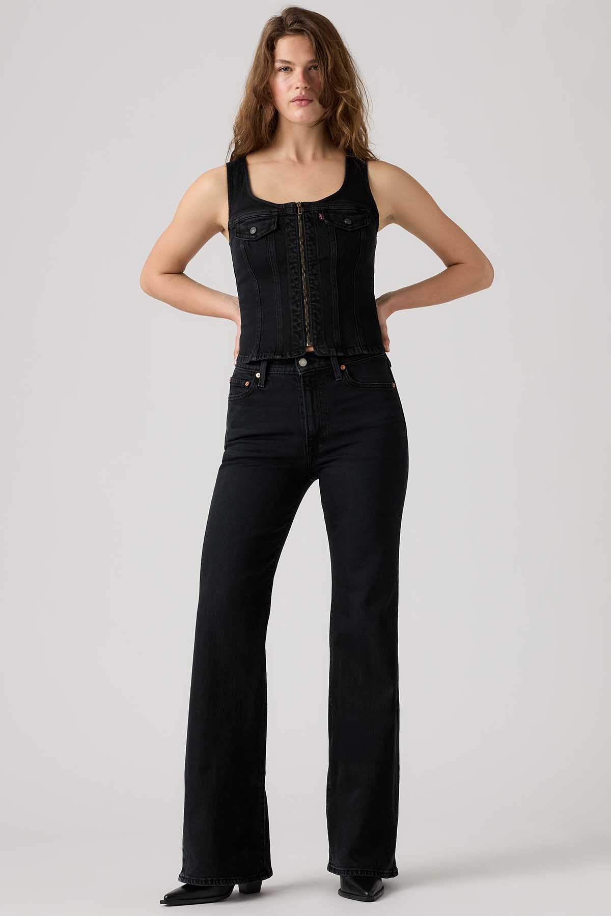 Levi's
