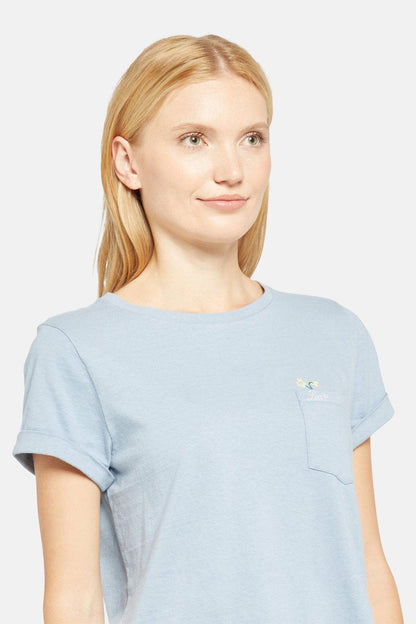 Levi's women's light blue short-sleeve T-shirt with chest logo and round neckline