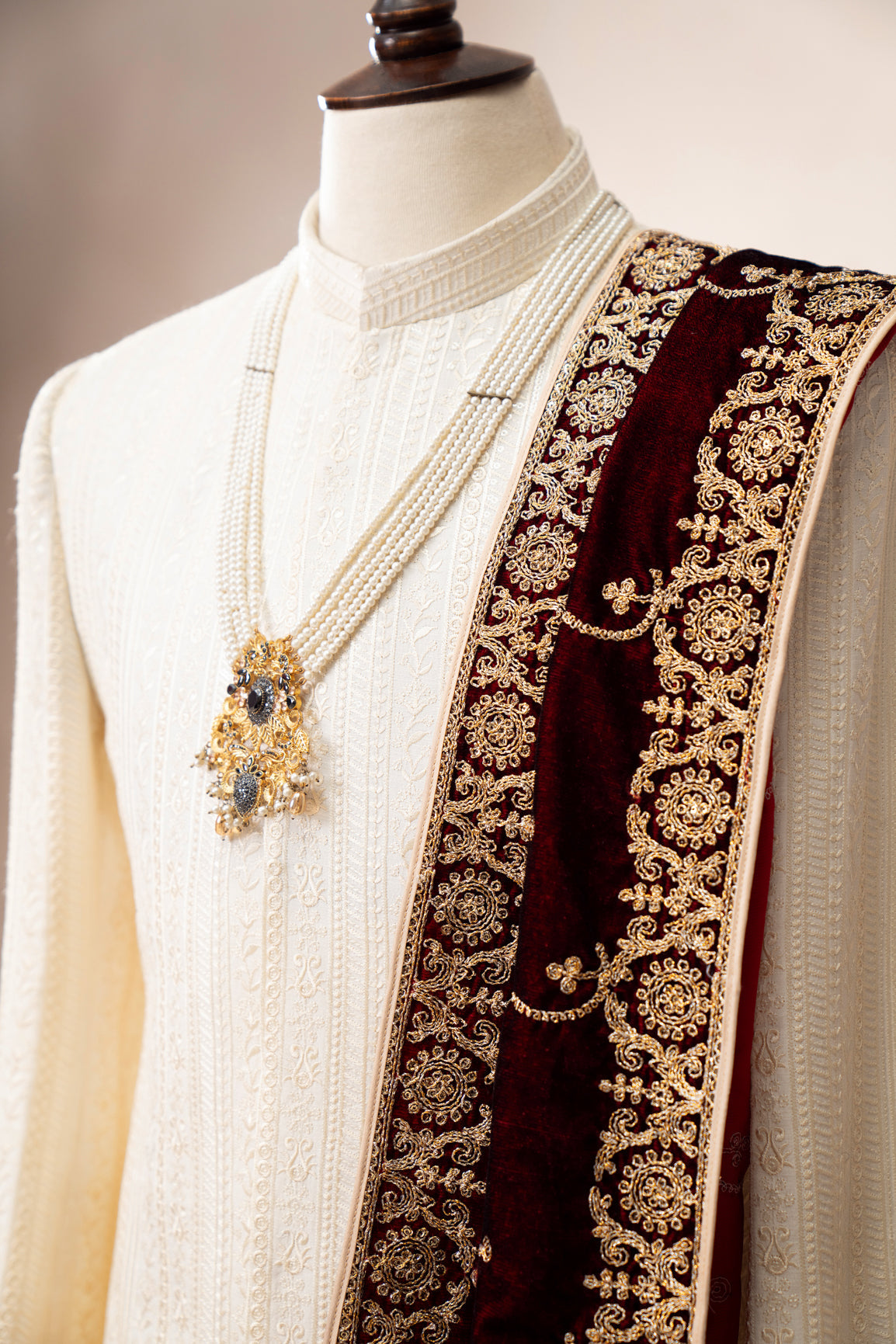 MURAQSH