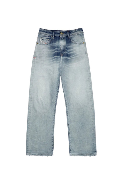 Light-wash wide-leg denim jeans, relaxed fit with button waist and belt loops