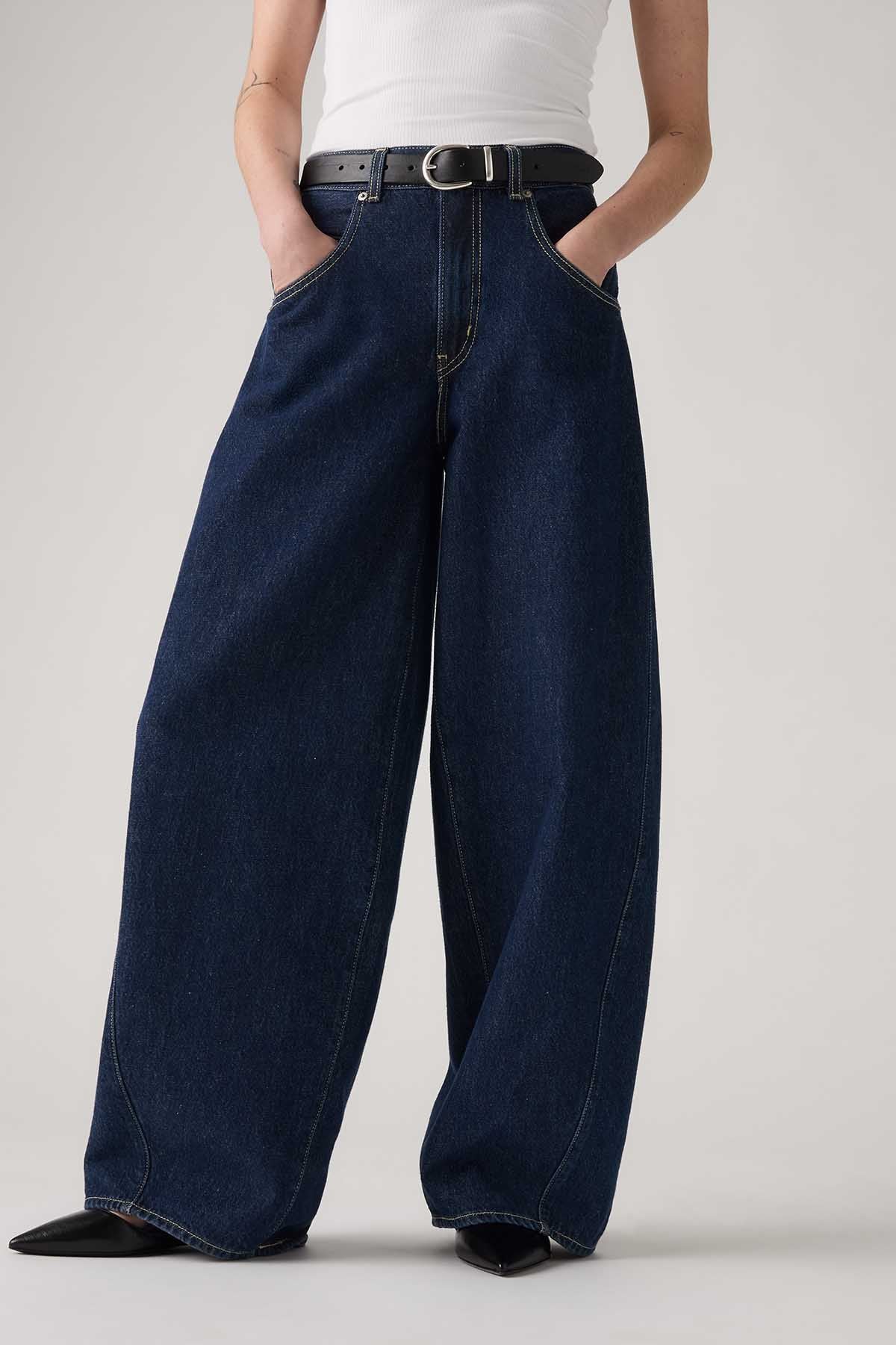 Levi's