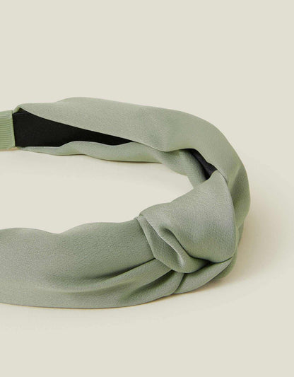 Accessorize - AK Galleria