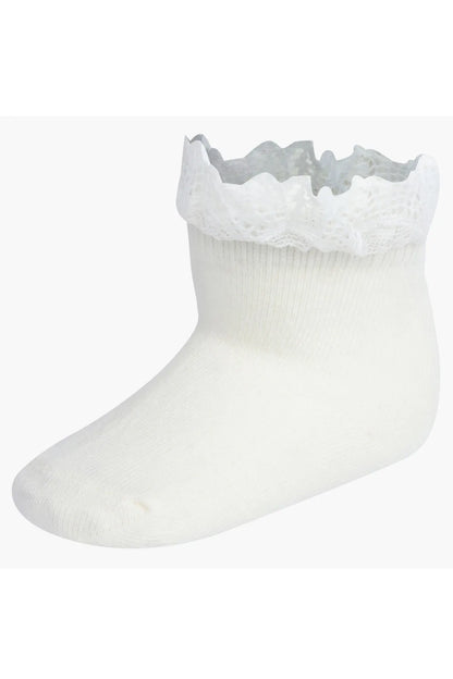 Off-white knit baby socks with ruffled lace cuff, ankle length