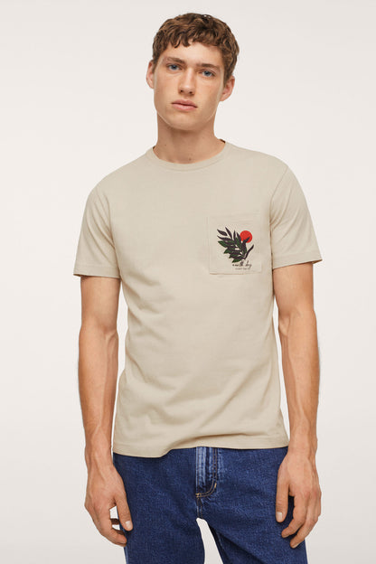 Beige crew-neck T-shirt with chest leaf and red berry graphic print