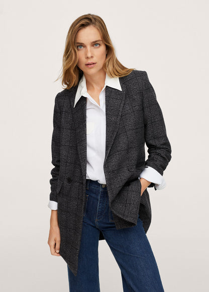 Charcoal-grey textured blazer with notch lapels and long sleeves