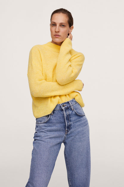 Pastel yellow textured knit sweater, crew neck, long sleeves