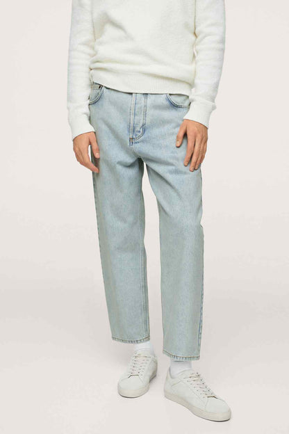 Light blue denim jeans, relaxed straight fit with belt loops and front pockets
