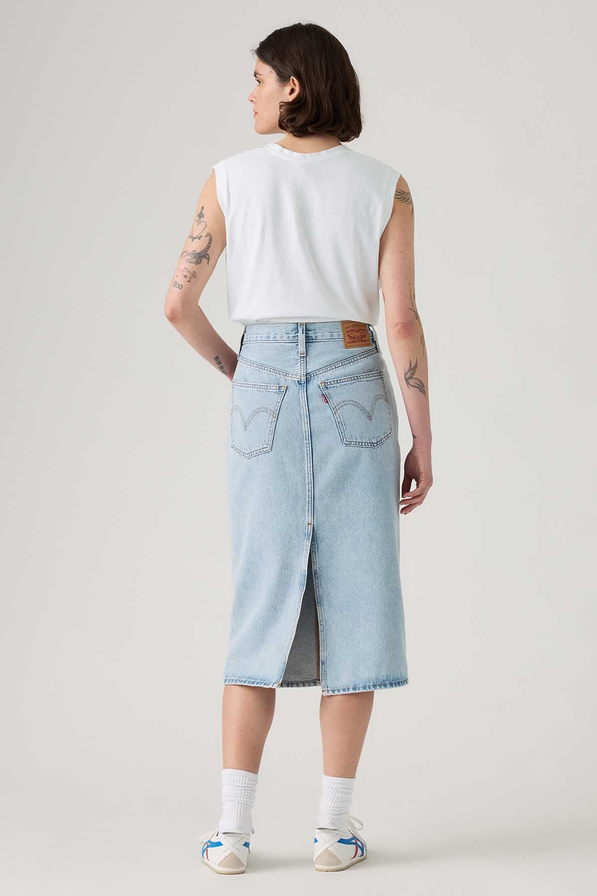 Levi's