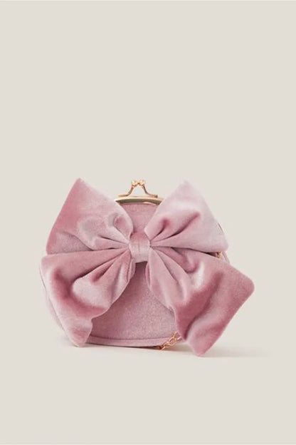 Accessorize - AK Galleria