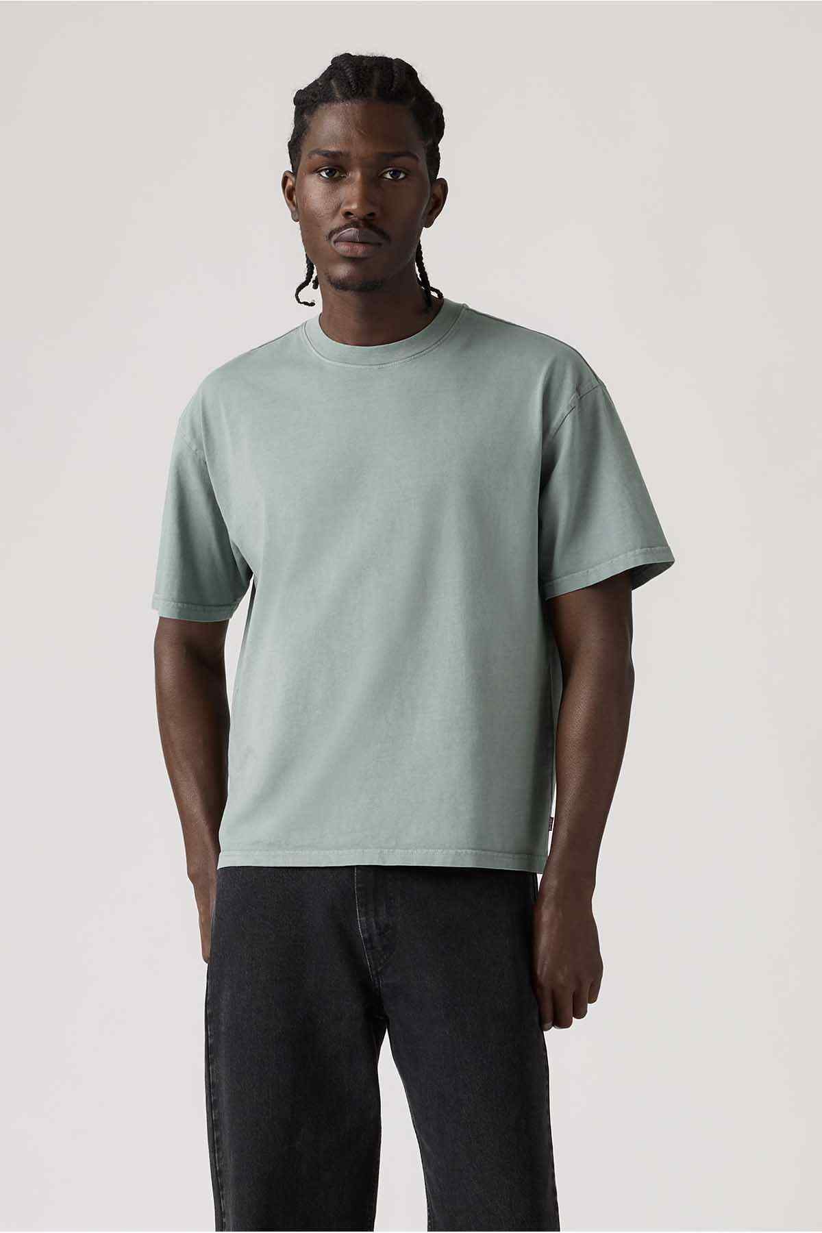 Light green crewneck short-sleeve T-shirt, relaxed fit