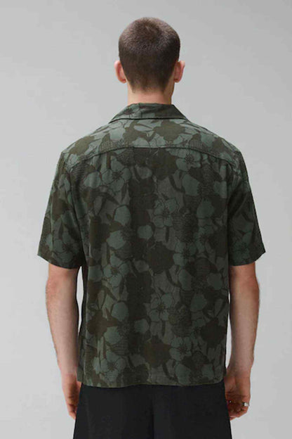 NEXT men’s short-sleeve shirt back view, dark green leaf pattern