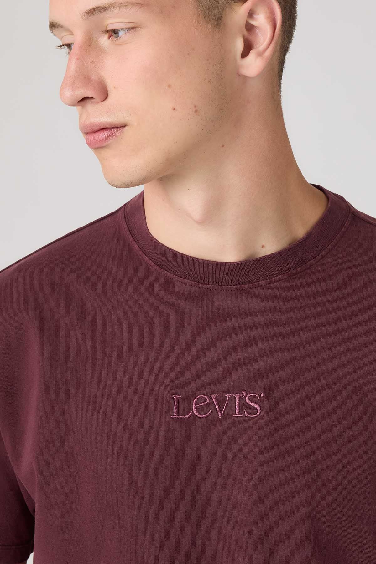 Levi's