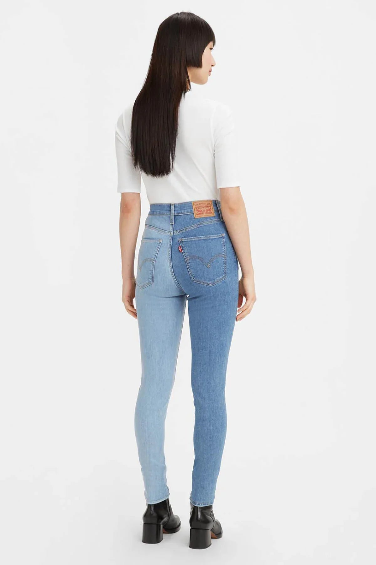 Levi's - AK Galleria