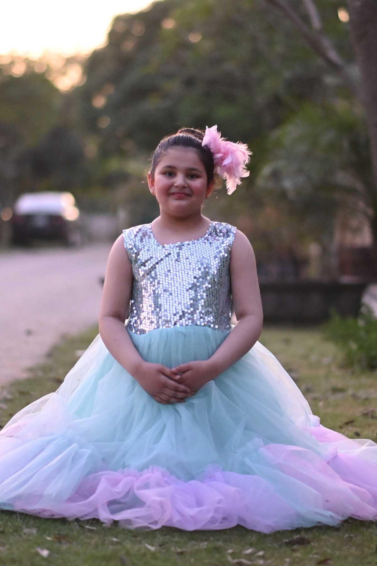 Qurratulain saqib - AK Galleria